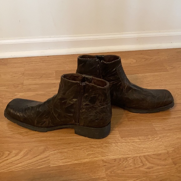 Men’s size 10 Learners Steve Madden Ankle Boots